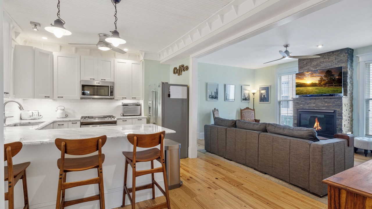 Photo of Kitchen in Front Park