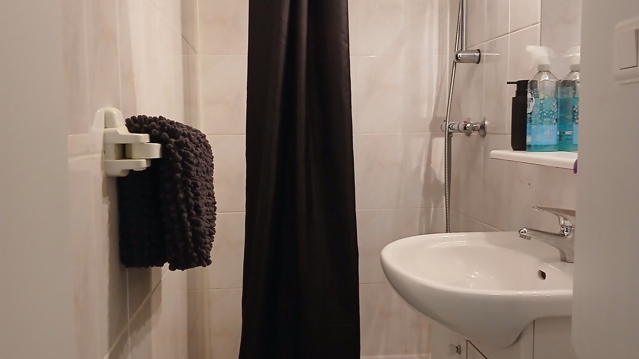 Photo of Bathroom in Cruis