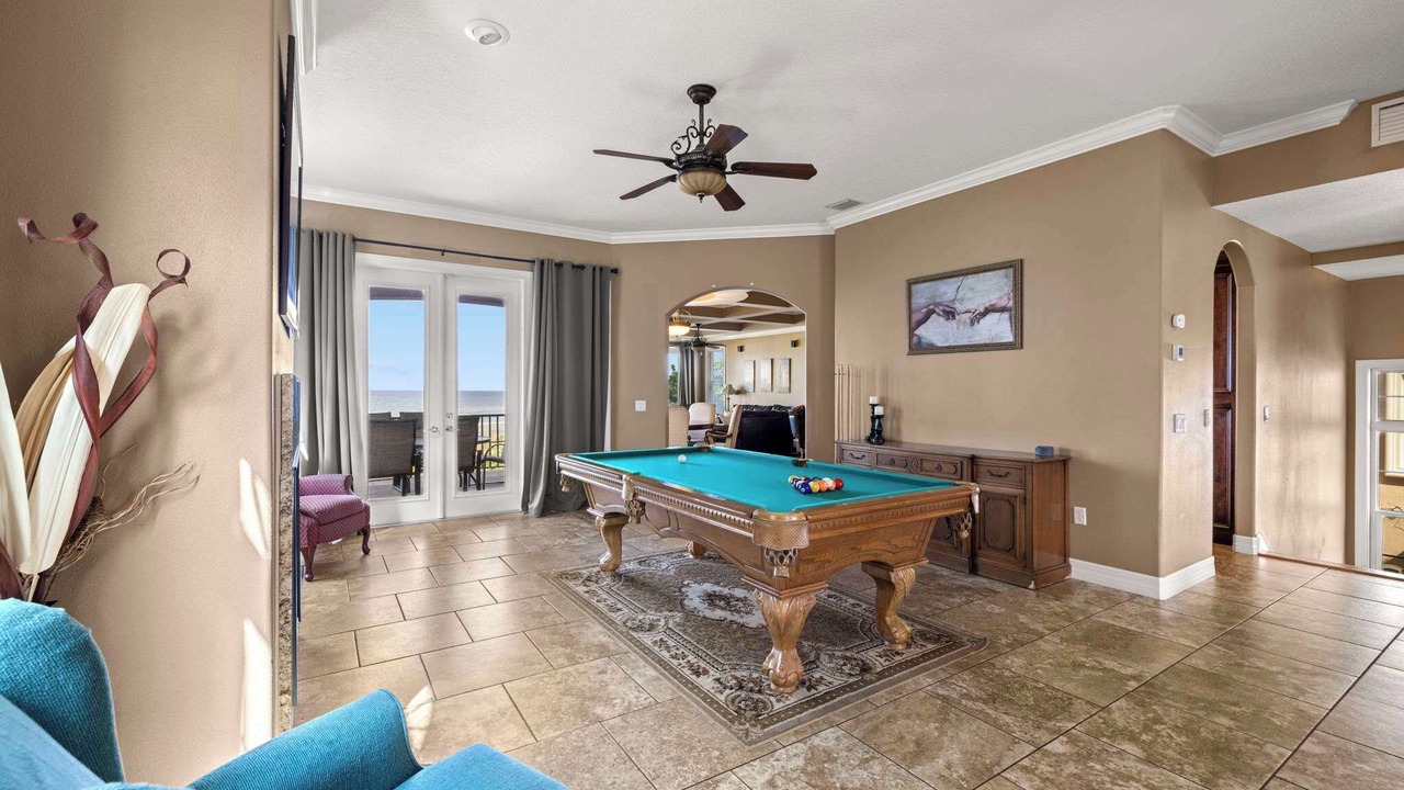 Photo of Patio Balcony in Sunset Beach