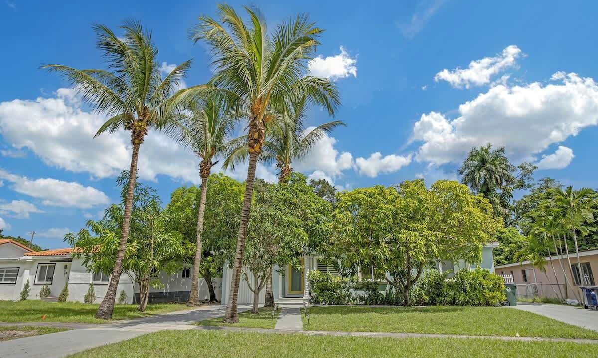 Photo of Outdoor in Miami Springs