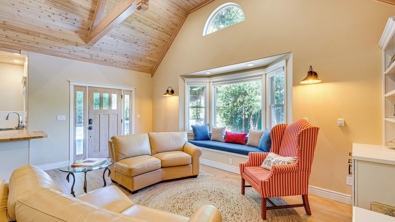 Photo of Livingroom in Auburn