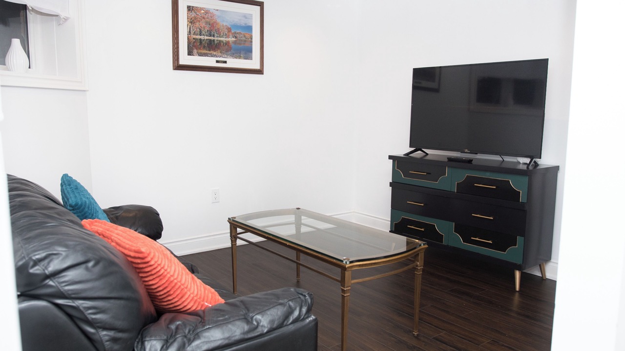 Photo of Livingroom in Richmond Hill