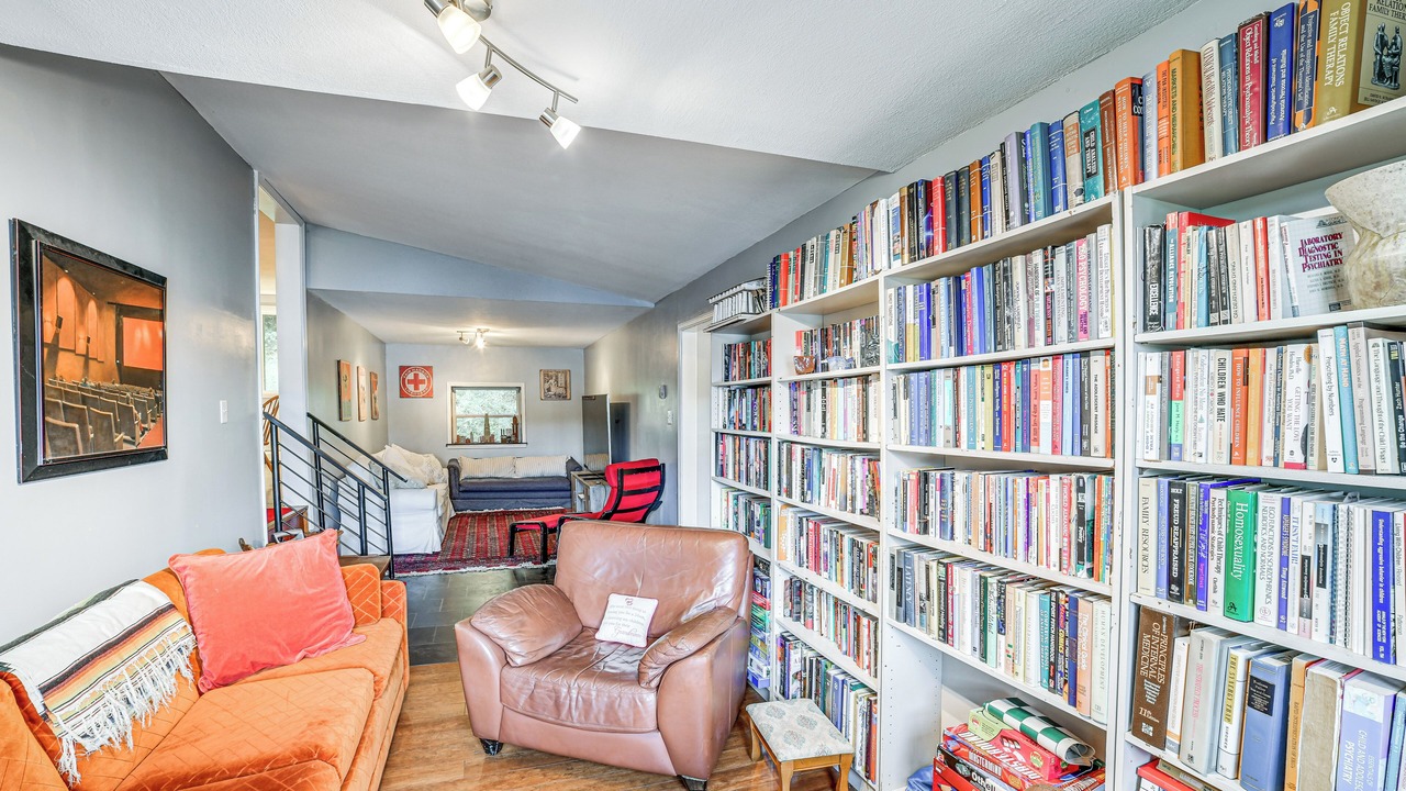 Photo of Others in Hamilton