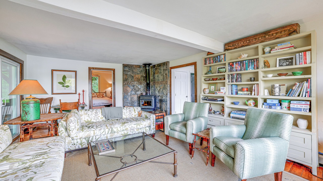 Photo of Others in Hamilton