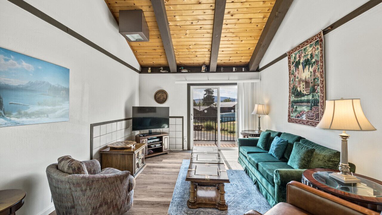 Photo of Livingroom in Lake Forest