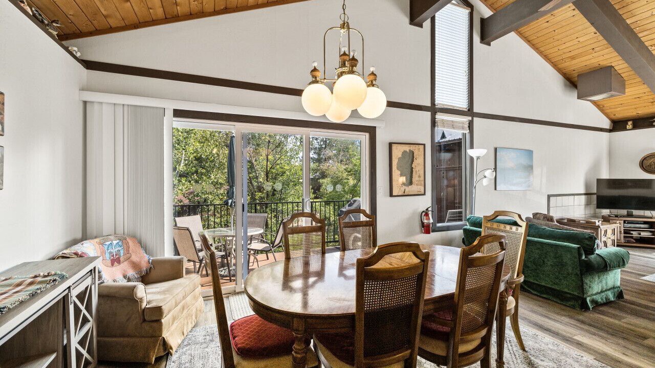 Photo of Livingroom in Lake Forest
