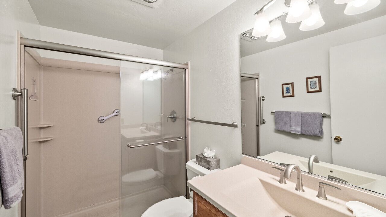 Photo of Bathroom in Lake Forest