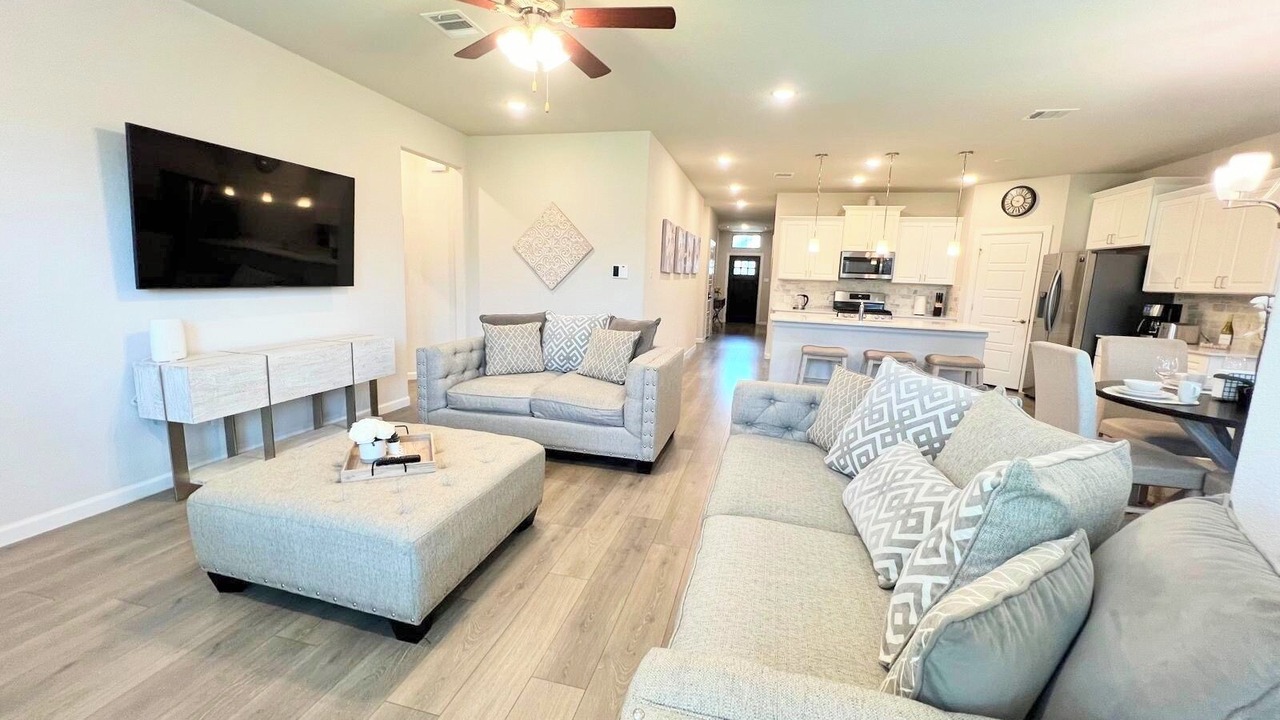 Photo of Livingroom in Keller