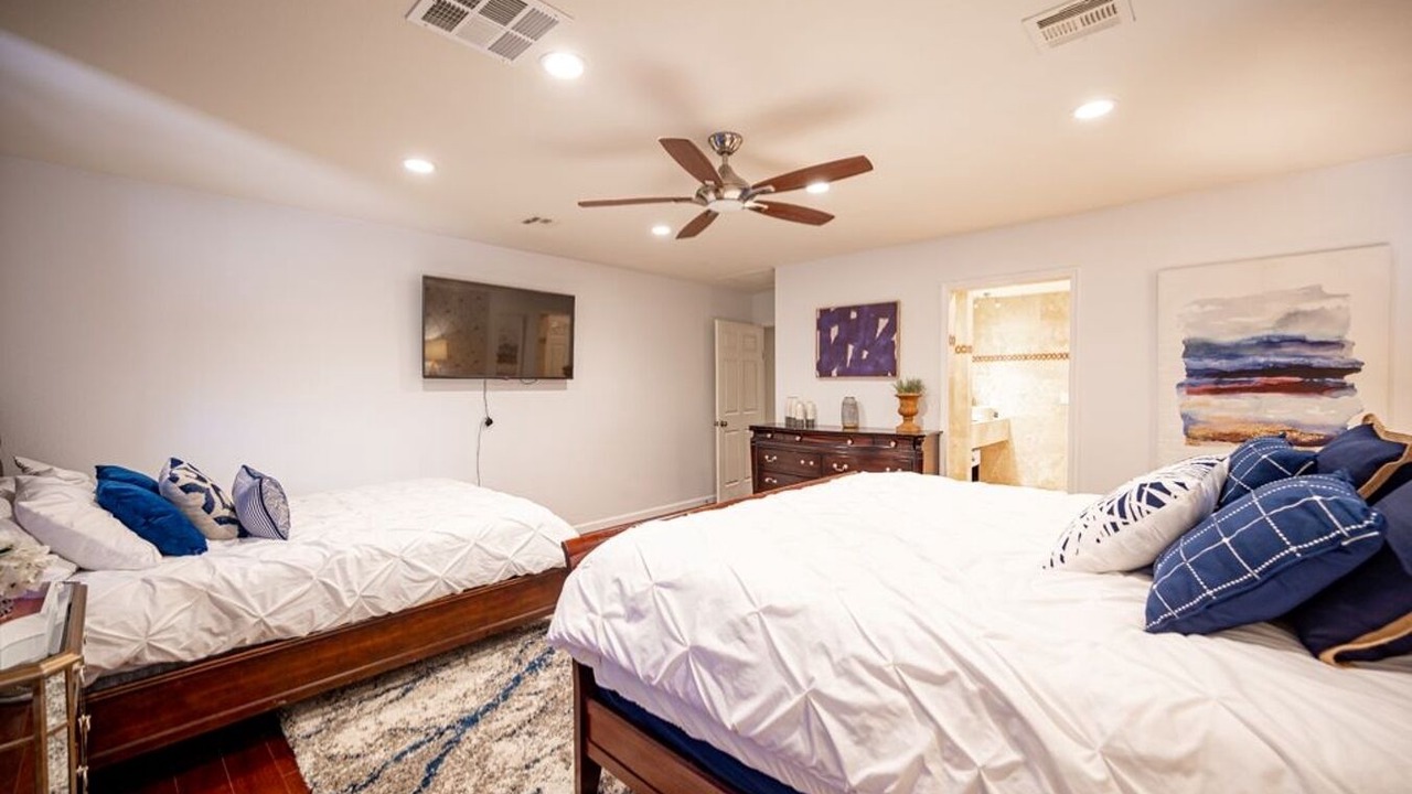 Photo of Bedroom in Rainbow Park