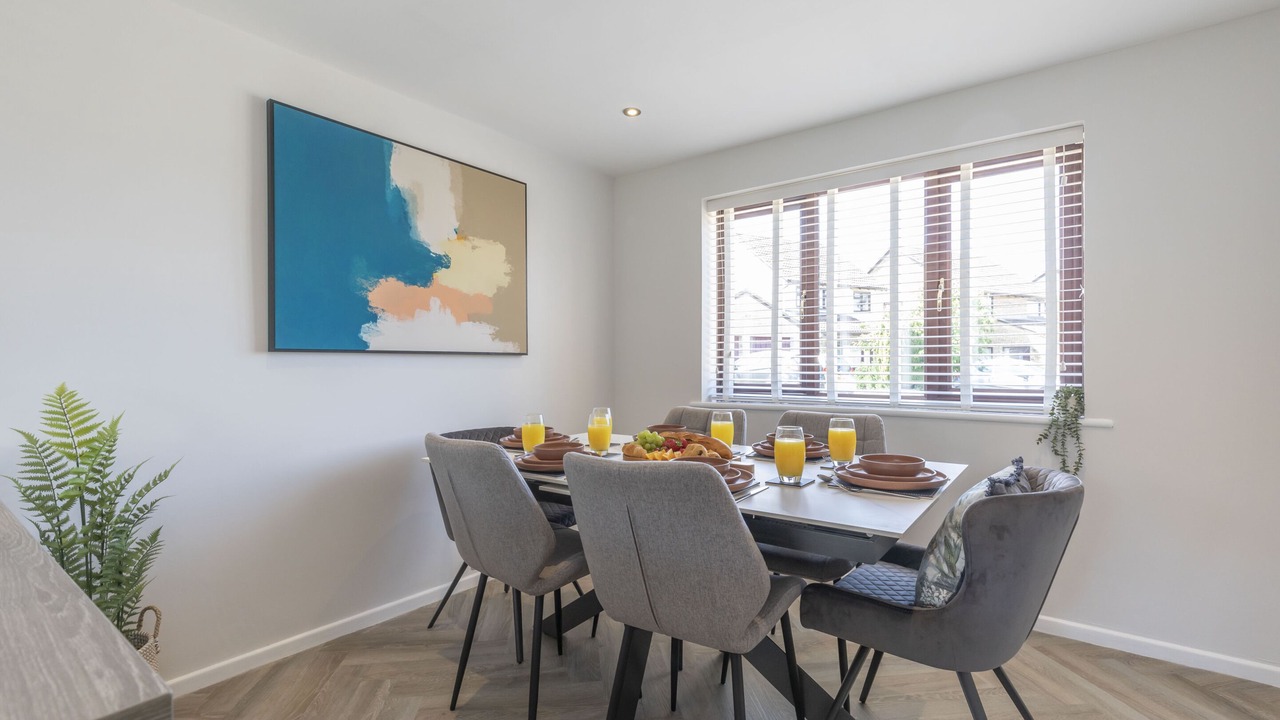 Photo of Livingroom in Cheltenham