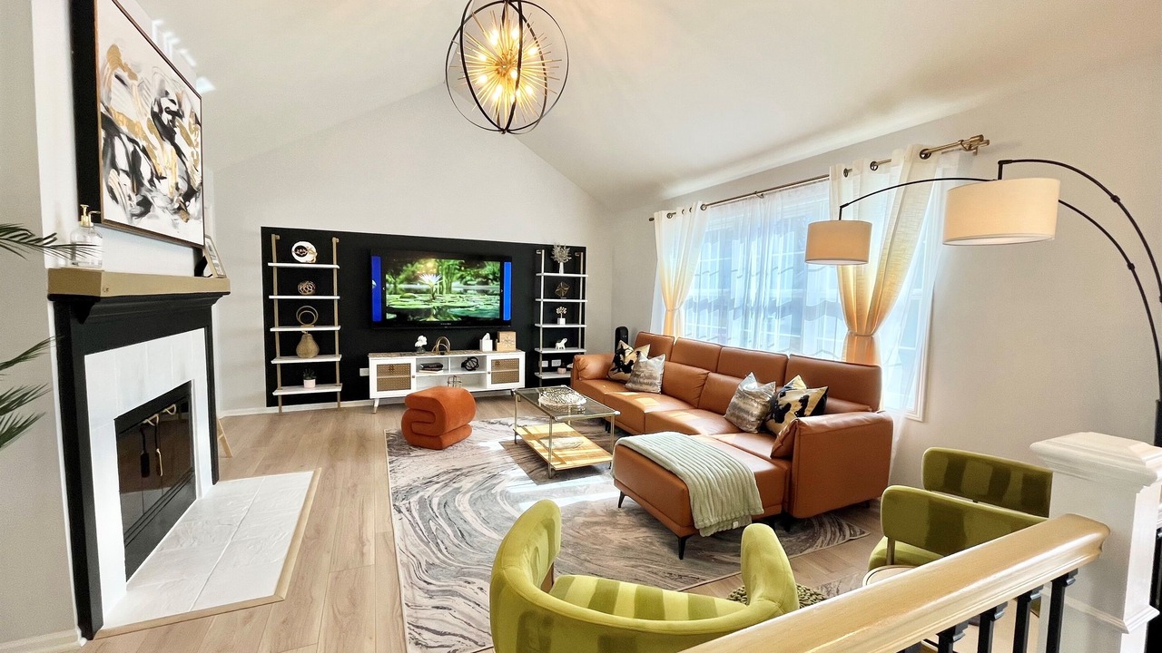 Photo of Livingroom in St. Charles