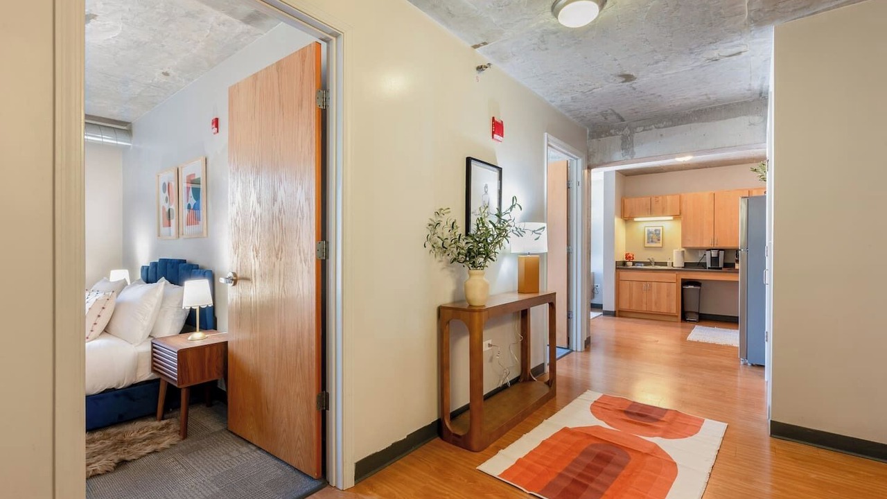 Photo of Bedroom in The Loop