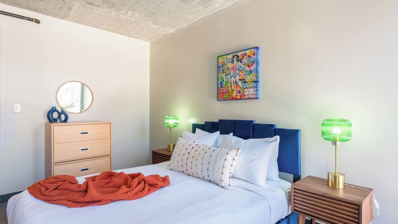 Photo of Bedroom in The Loop