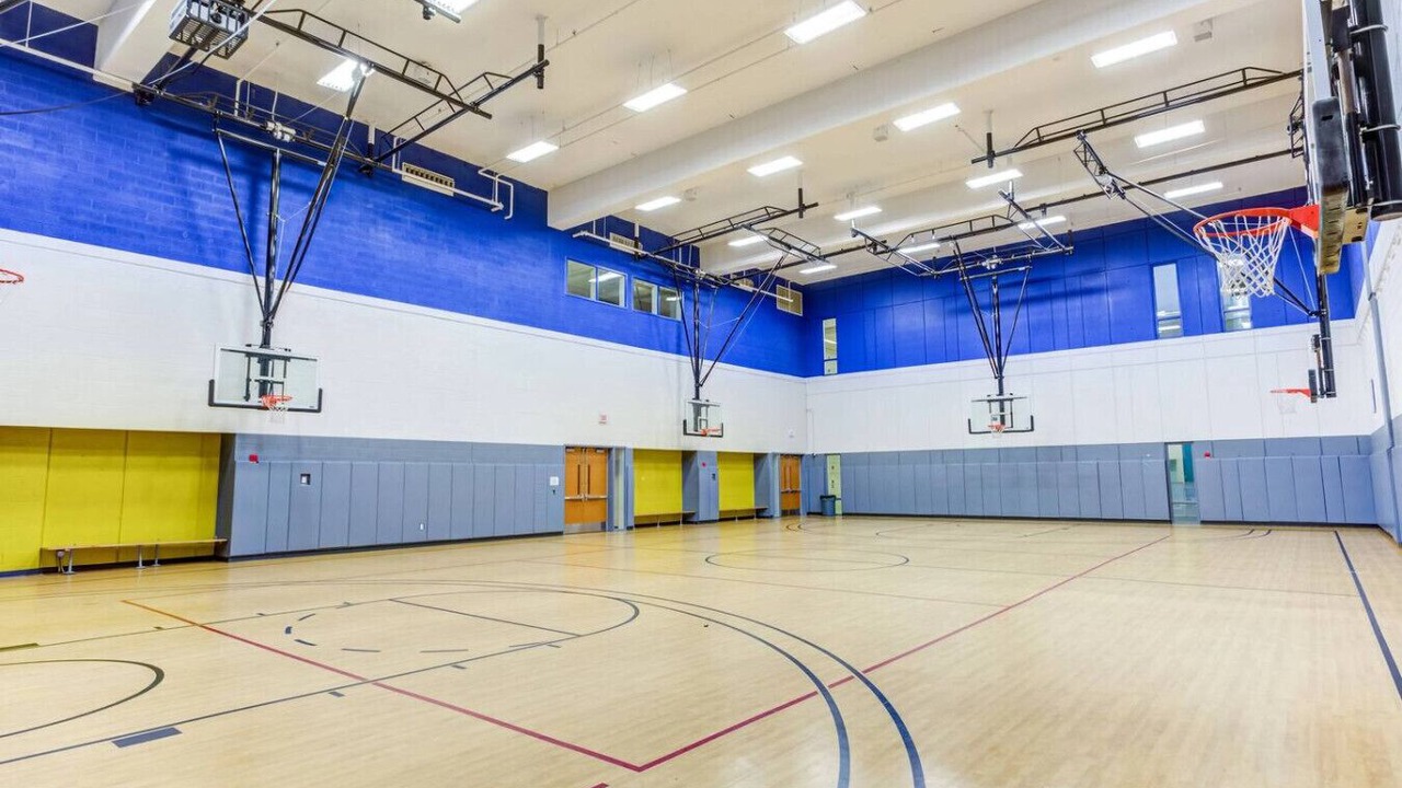 Photo of Others in The Loop