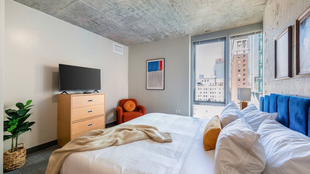 Photo of Bedroom in The Loop