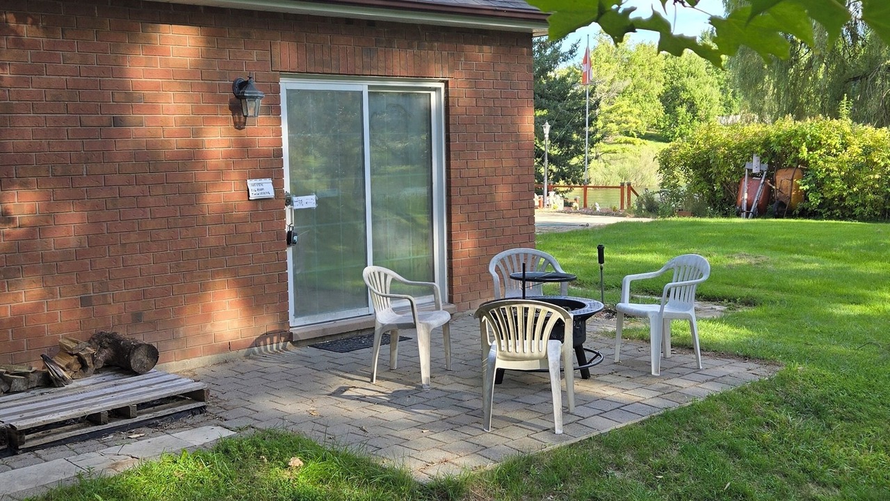 Photo of Patio Balcony in Adjala-Tosorontio