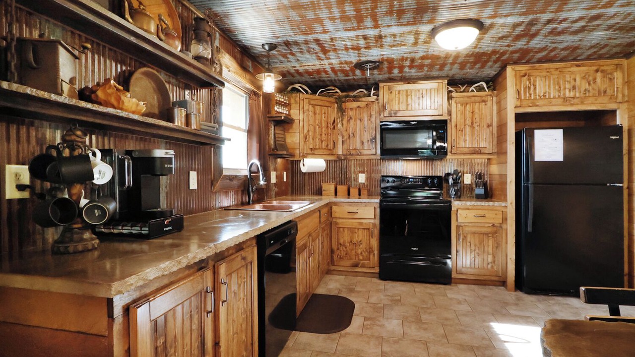 Photo of Kitchen in Grandview Plaza
