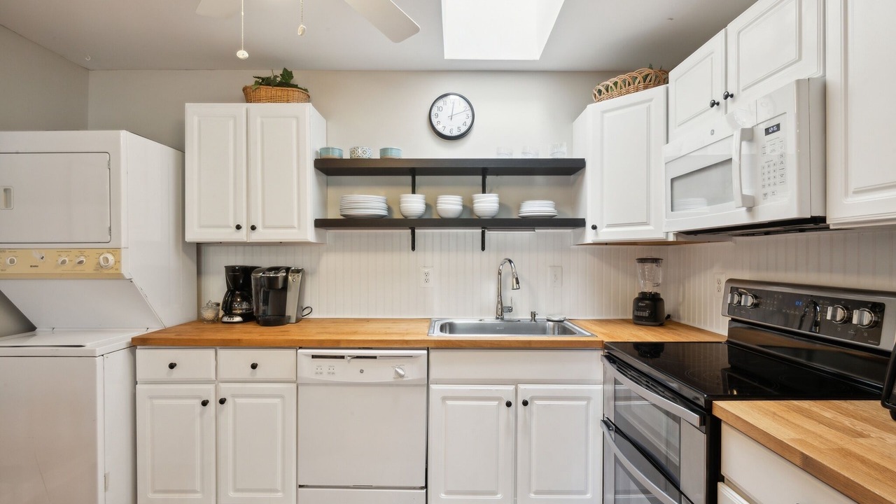 Photo of Kitchen in Village Green