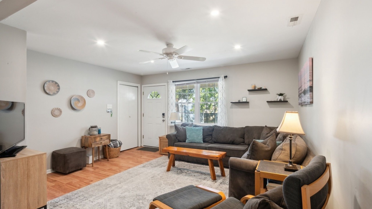 Photo of Bedroom in Village Green