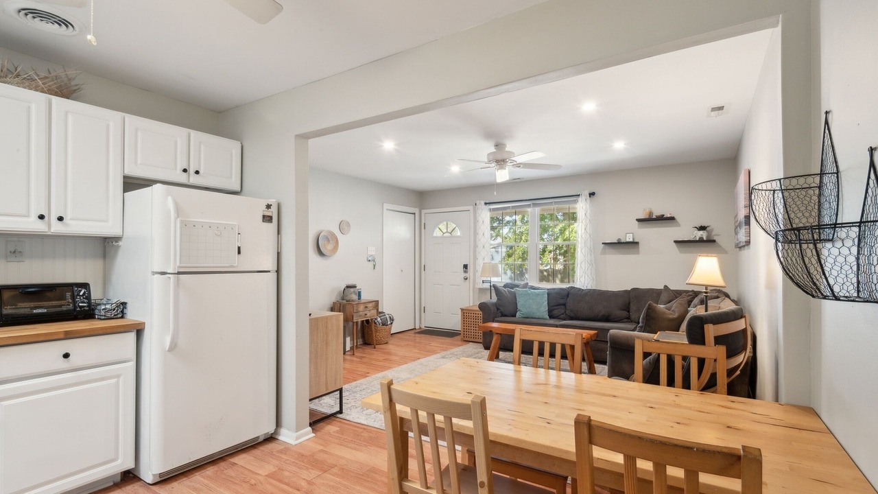 Photo of Bedroom in Village Green