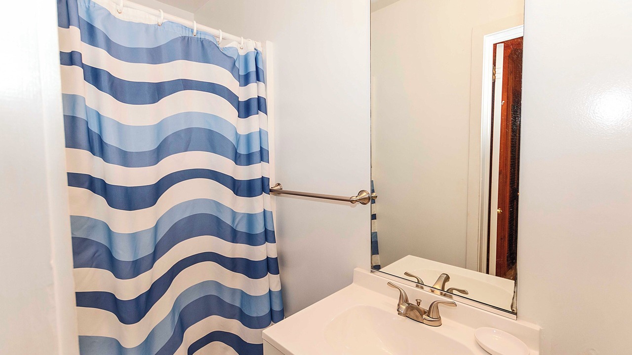 Photo of Bathroom in Southern Shores
