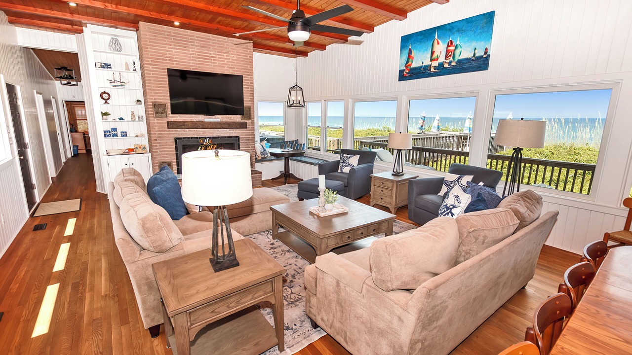 Photo of Livingroom in Southern Shores