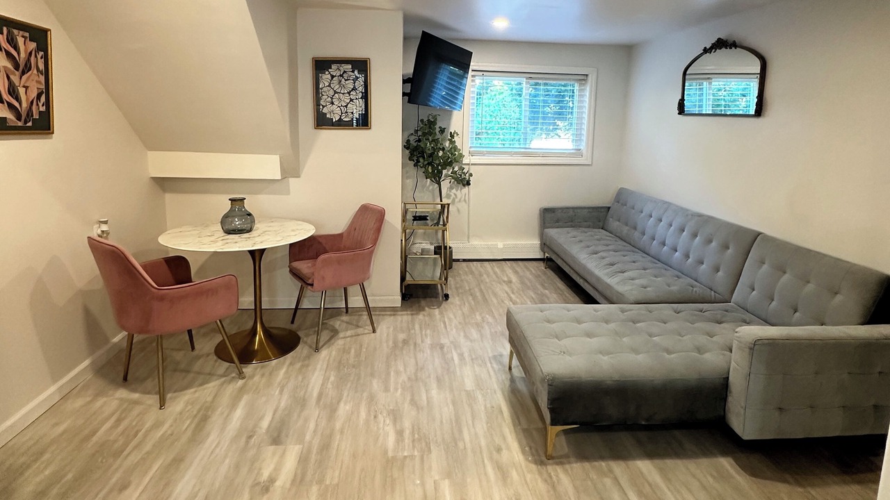 Photo of Livingroom in Wheatley Heights