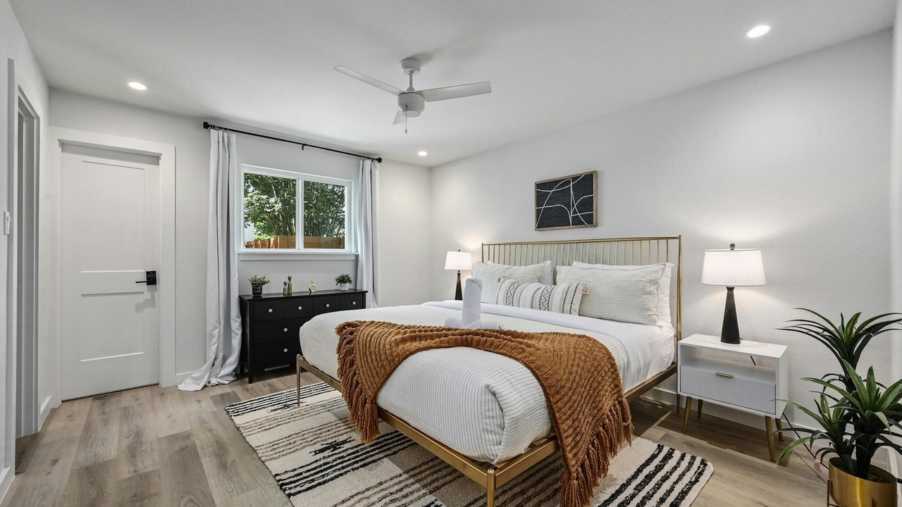 Photo of Bedroom in Barton Hills