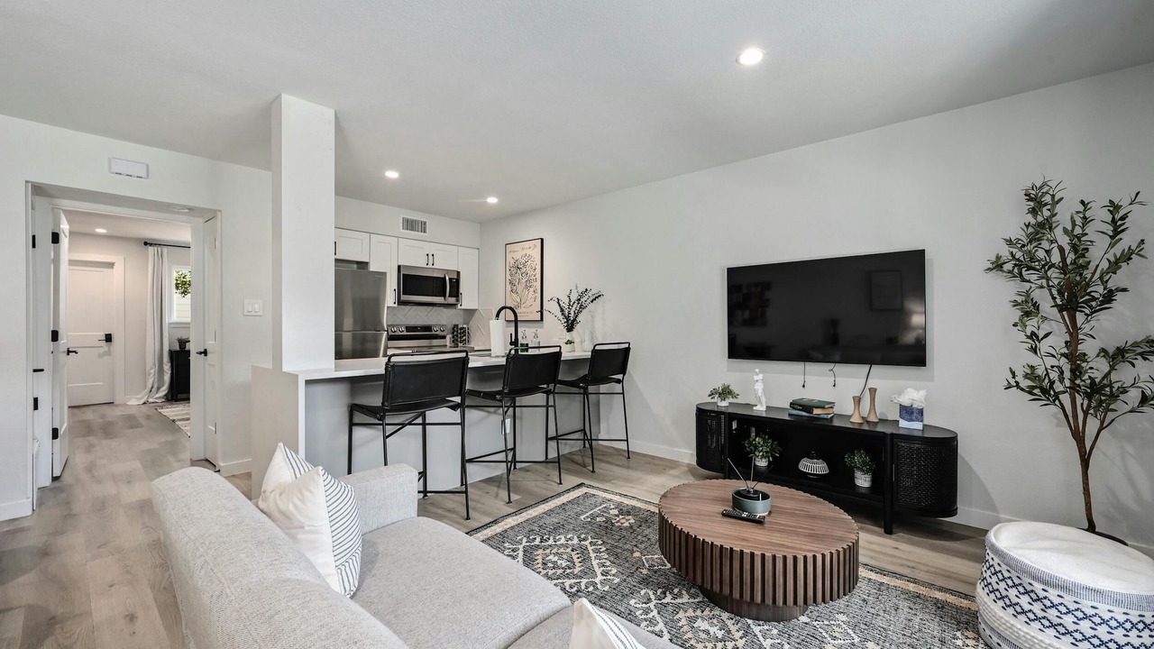 Photo of Livingroom in Barton Hills
