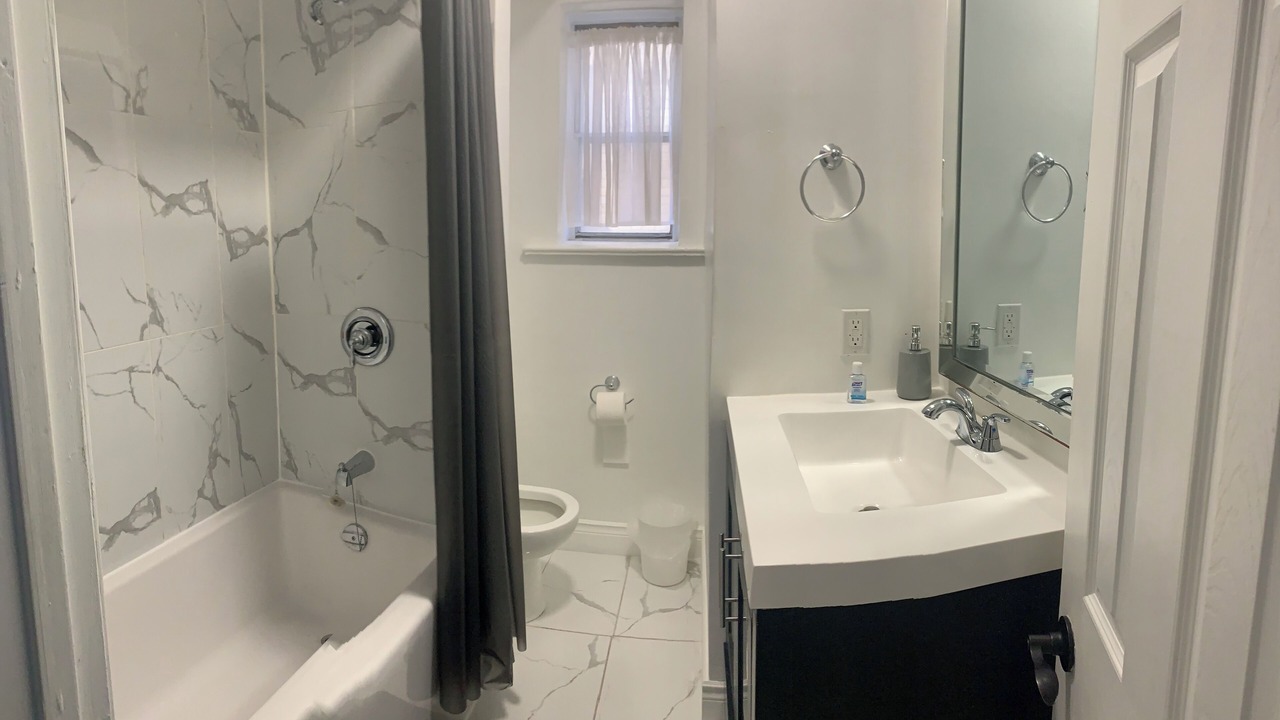 Photo of Bathroom in Oakwood Village