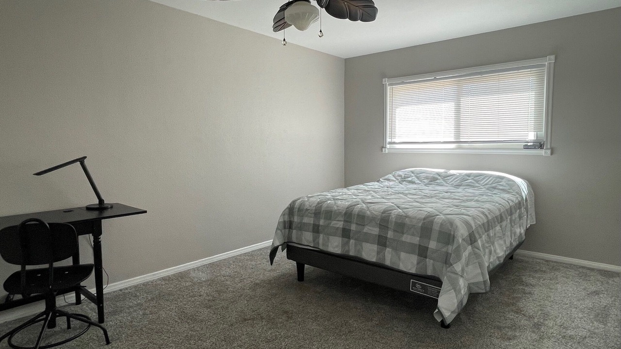 Photo of Bedroom in Winter Gardens