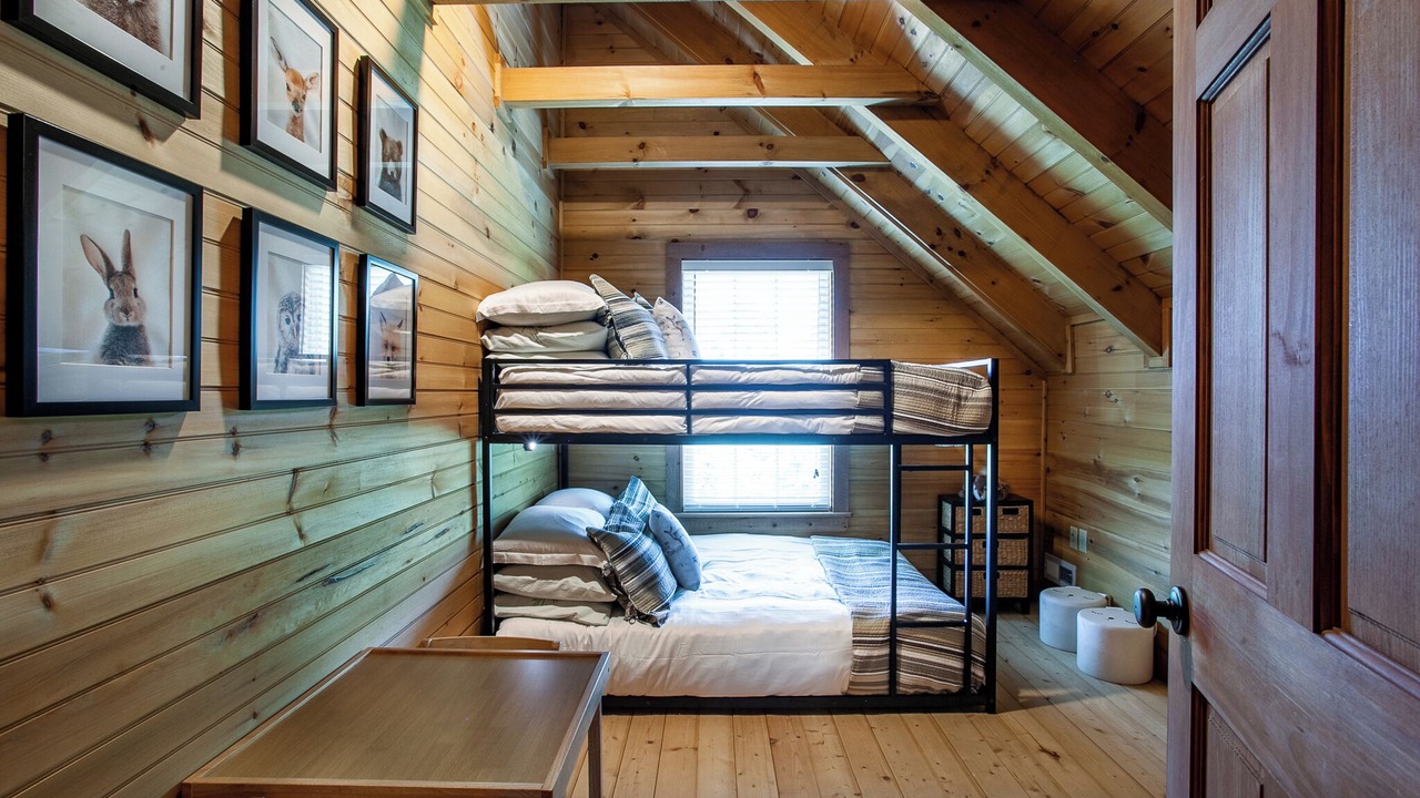 Photo of Bedroom in Dandridge
