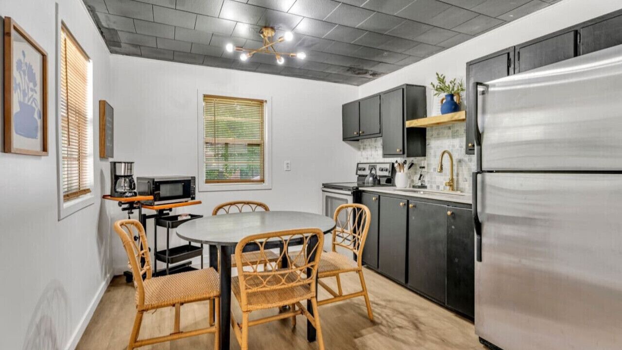 Photo of Kitchen in Inglefield