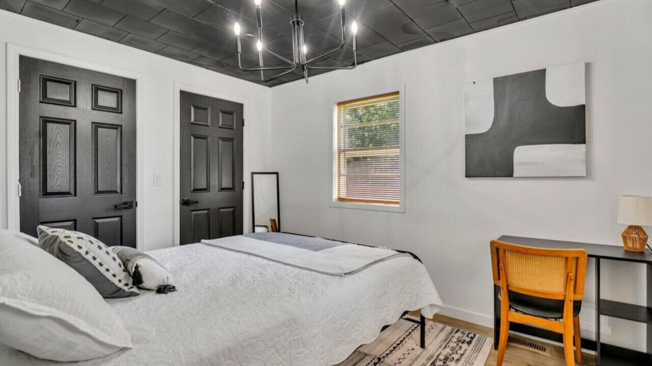 Photo of Bedroom in Inglefield