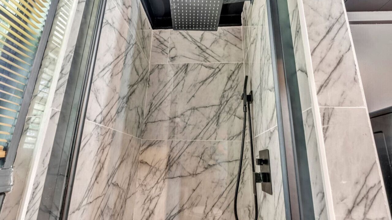 Photo of Bathroom in Inglefield