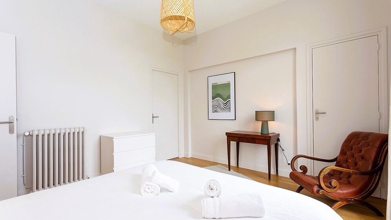 Photo of Bedroom in Tours City Centre