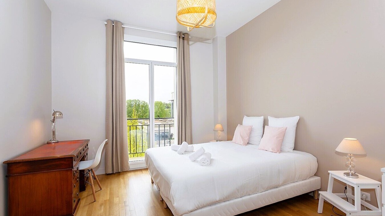 Photo of Bedroom in Tours City Centre