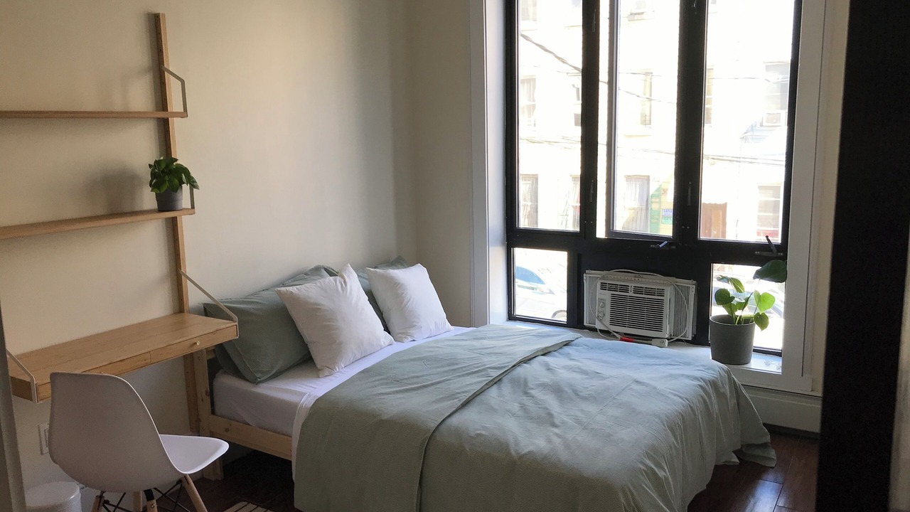 Photo of Bedroom in Bushwick