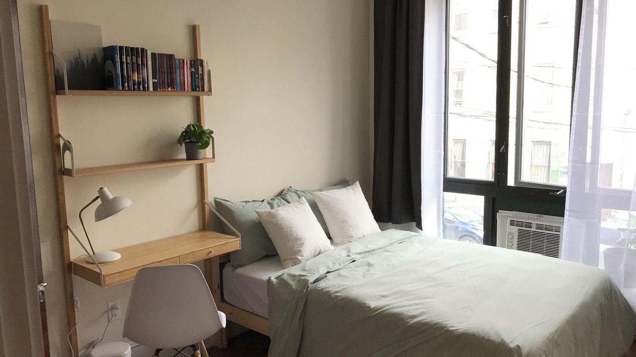Photo of Bedroom in Bushwick