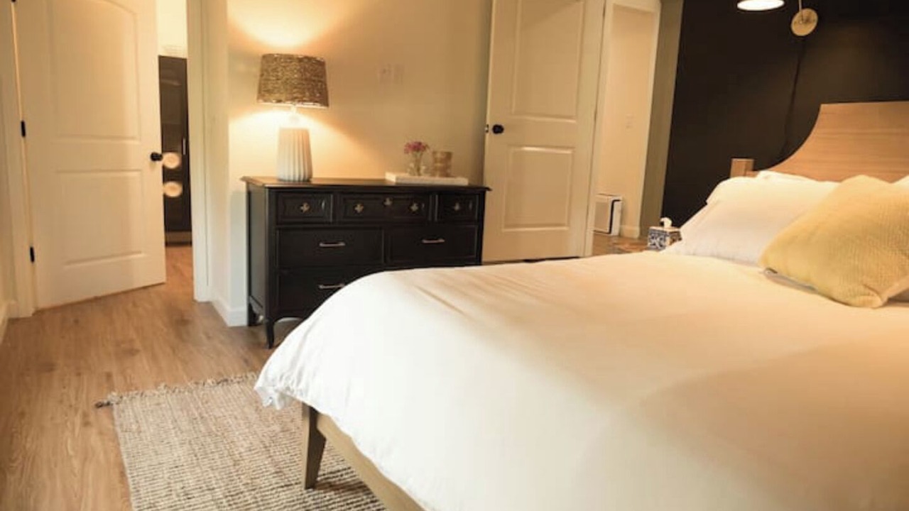 Photo of Bedroom in St. James