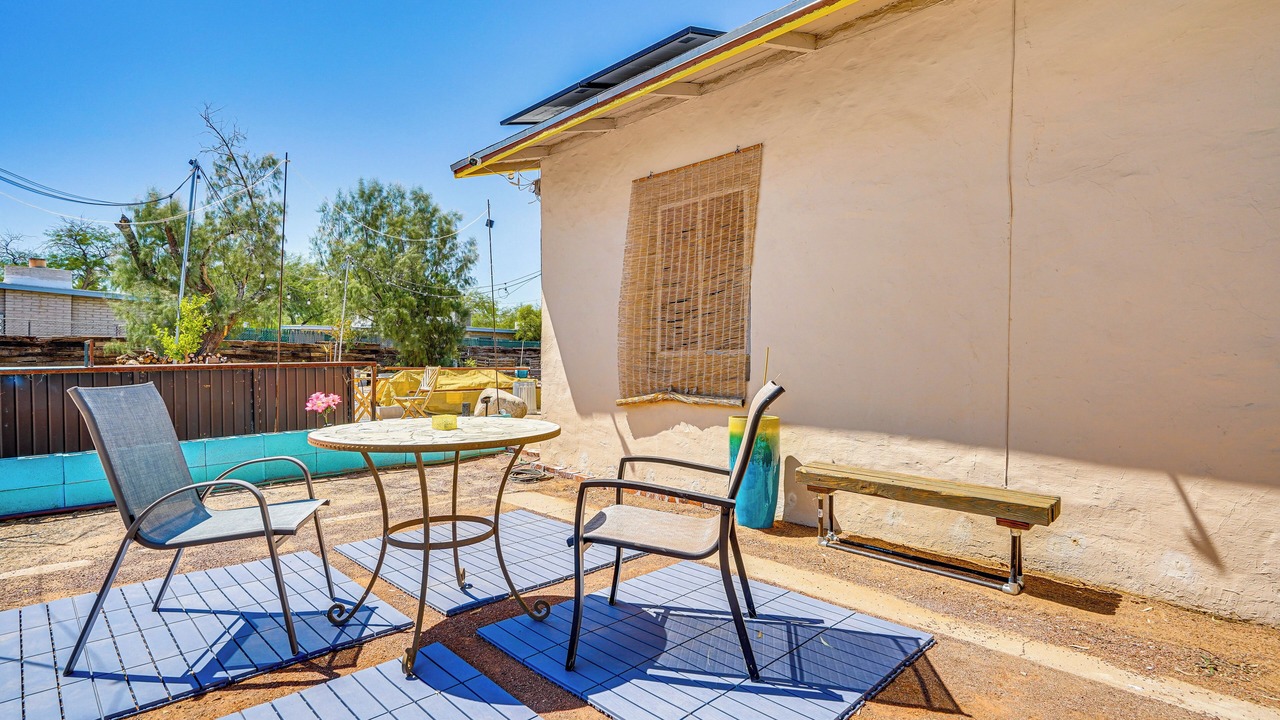 Photo of Patio Balcony in The Garden District