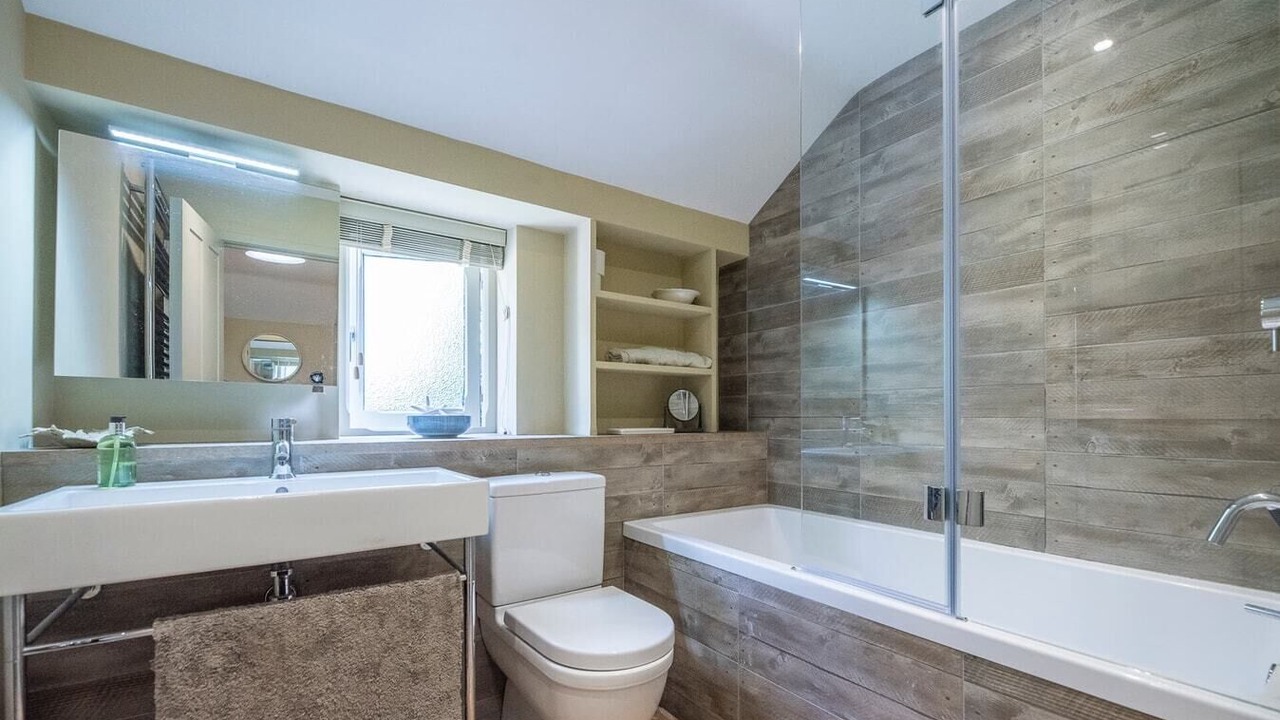 Photo of Bathroom in Wangford