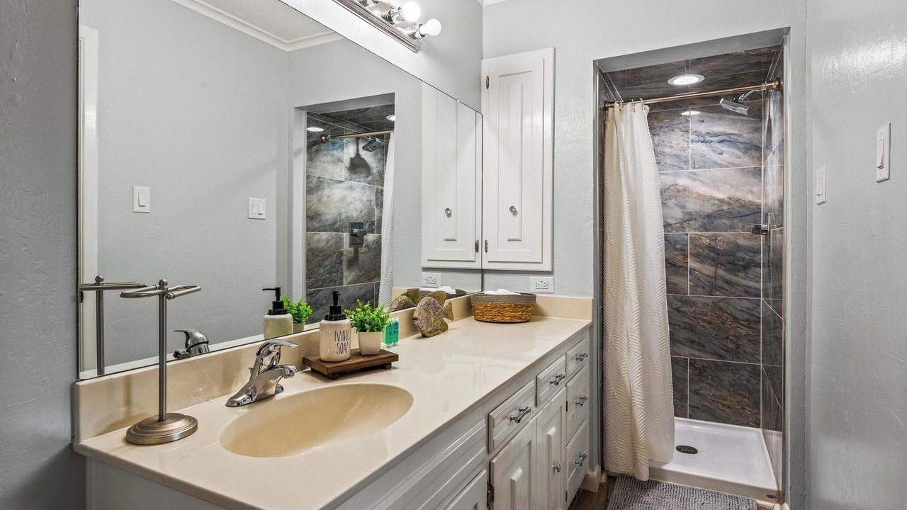 Photo of Bathroom in Denison