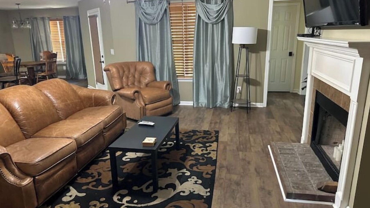 Photo of Livingroom in Seiglers Crossroads