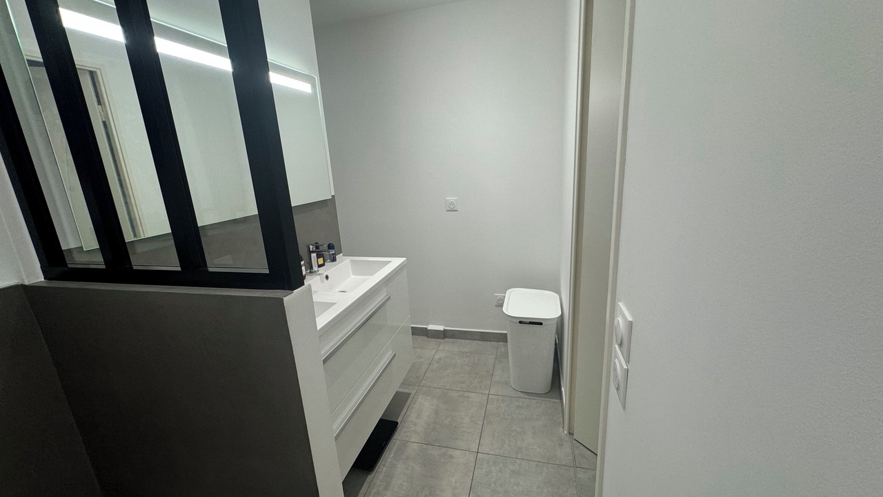 Photo of Bathroom in Pont-Eveque