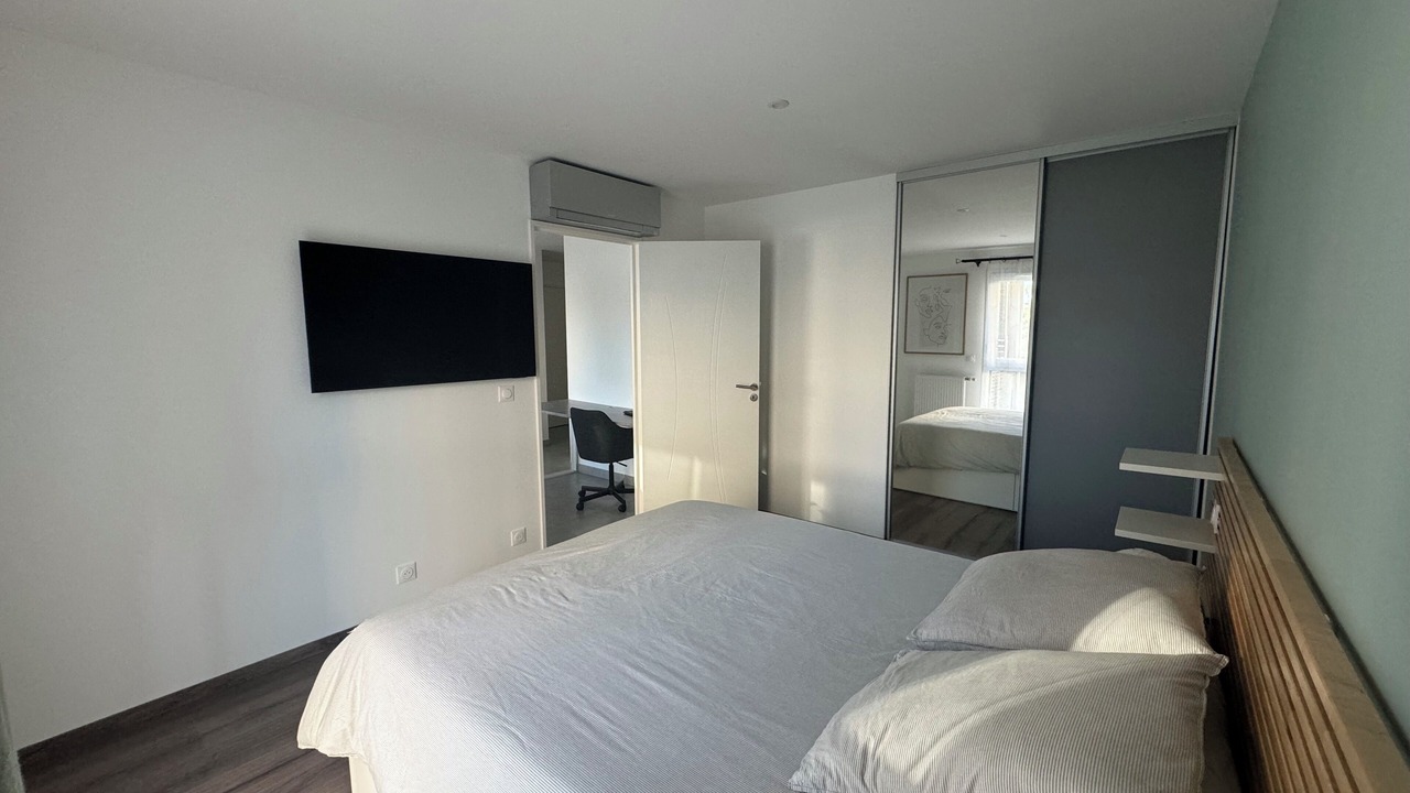 Photo of Bedroom in Pont-Eveque