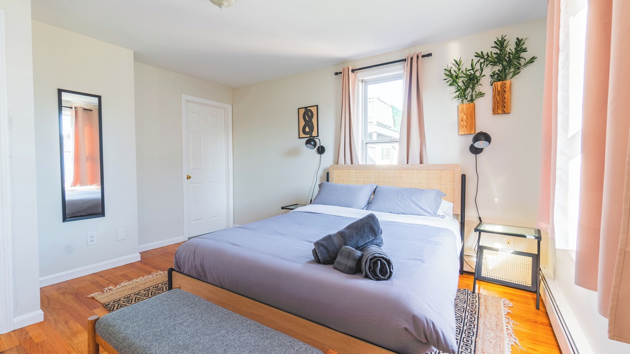 Photo of Bedroom in Revere