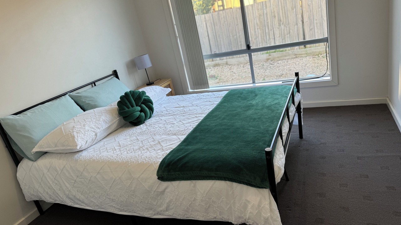 Photo of Bedroom in Werribee