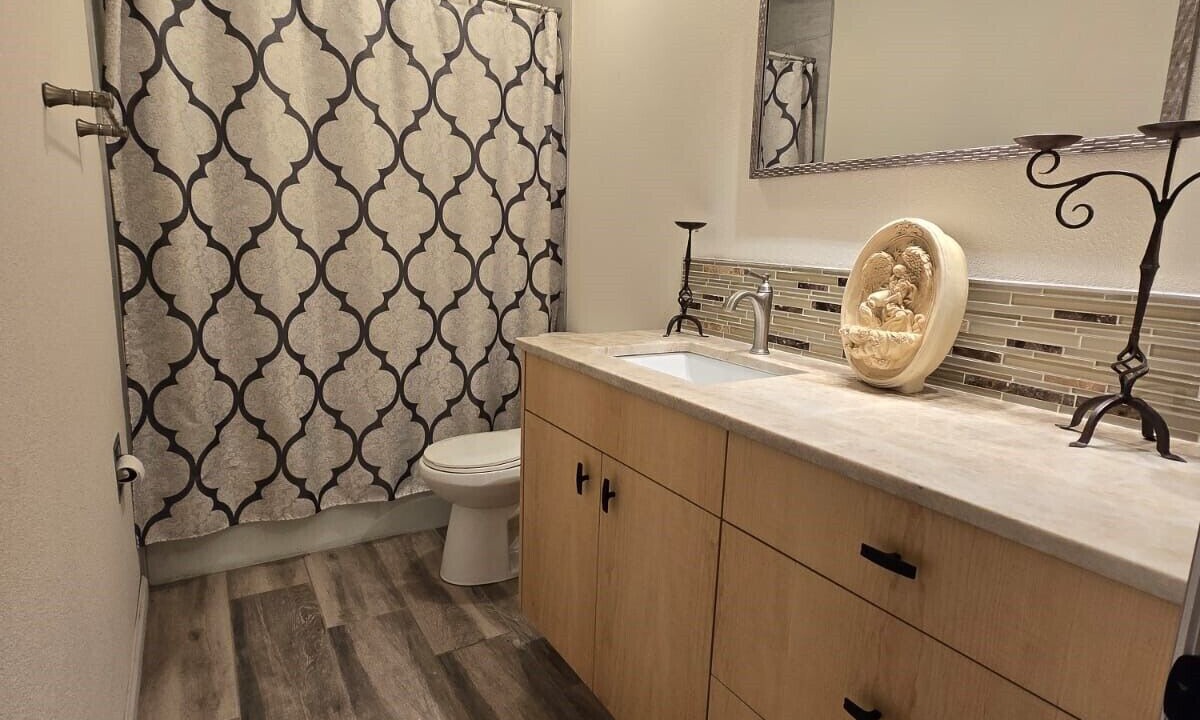 Photo of Bathroom in Pat Hurley
