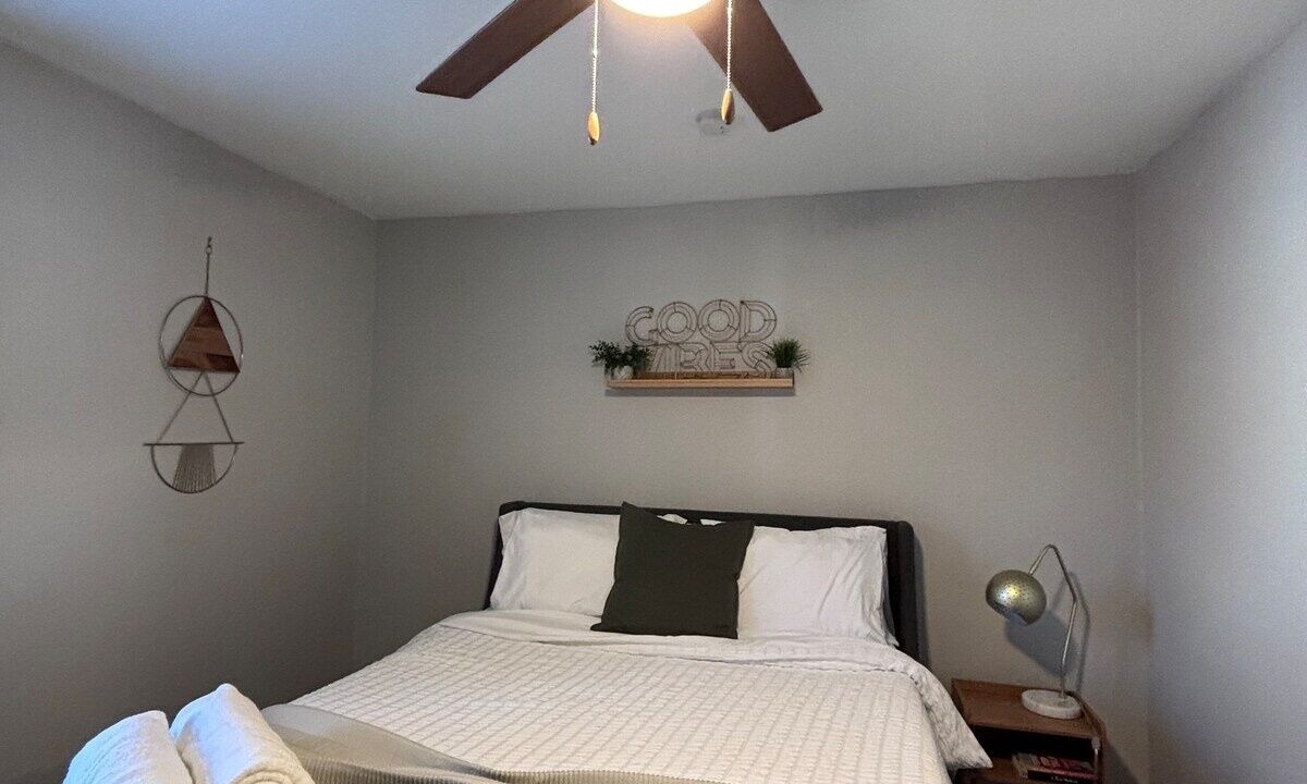 Photo of Bedroom in South Lamar